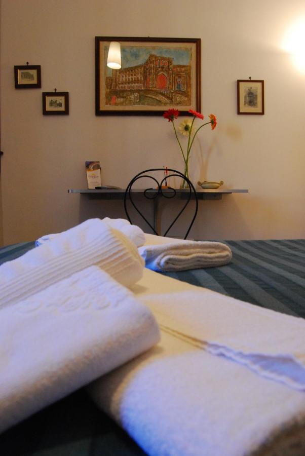 B&B Corte Barocca Lecce Exterior foto