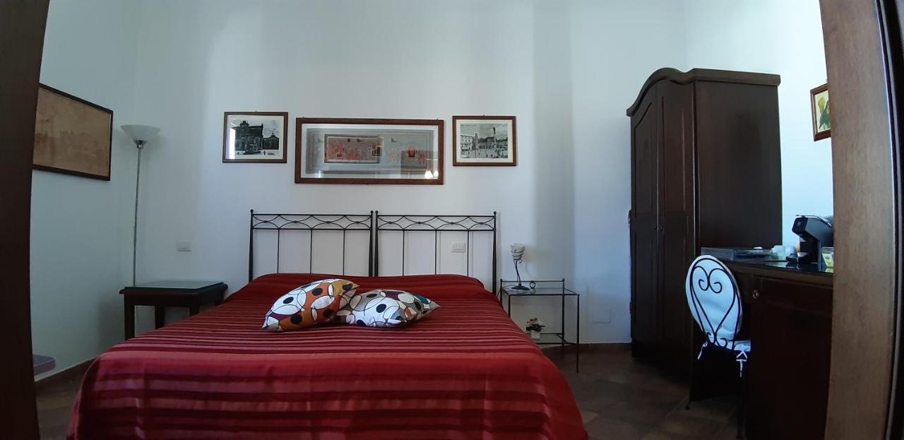 B&B Corte Barocca Lecce Exterior foto
