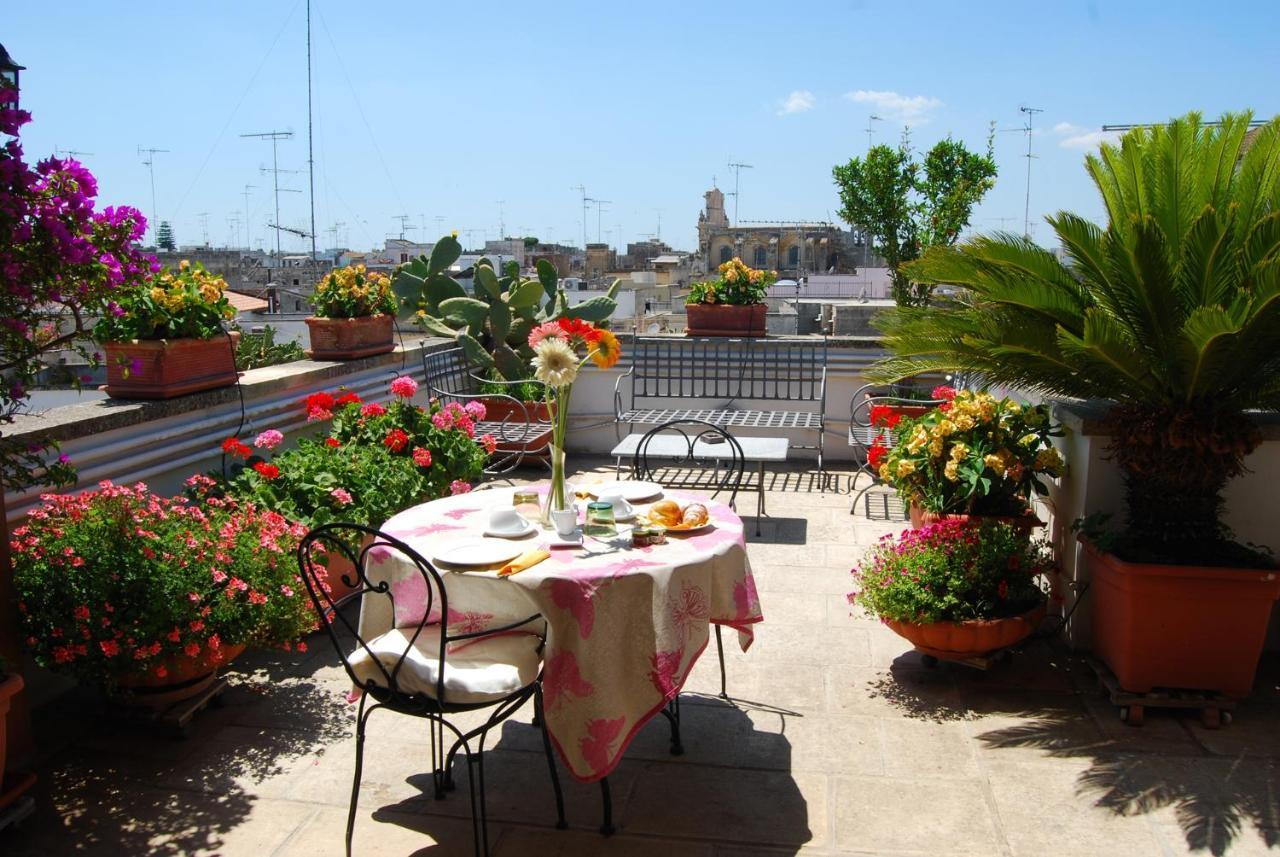 B&B Corte Barocca Lecce Exterior foto
