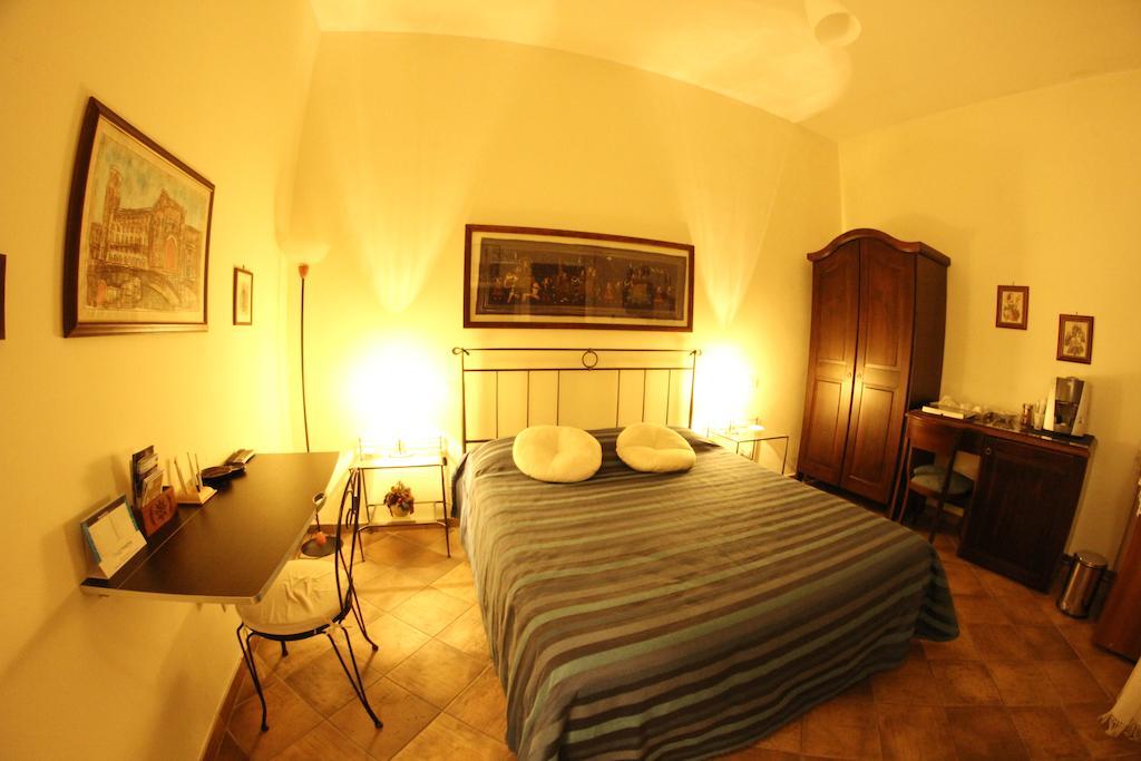 B&B Corte Barocca Lecce Habitación foto